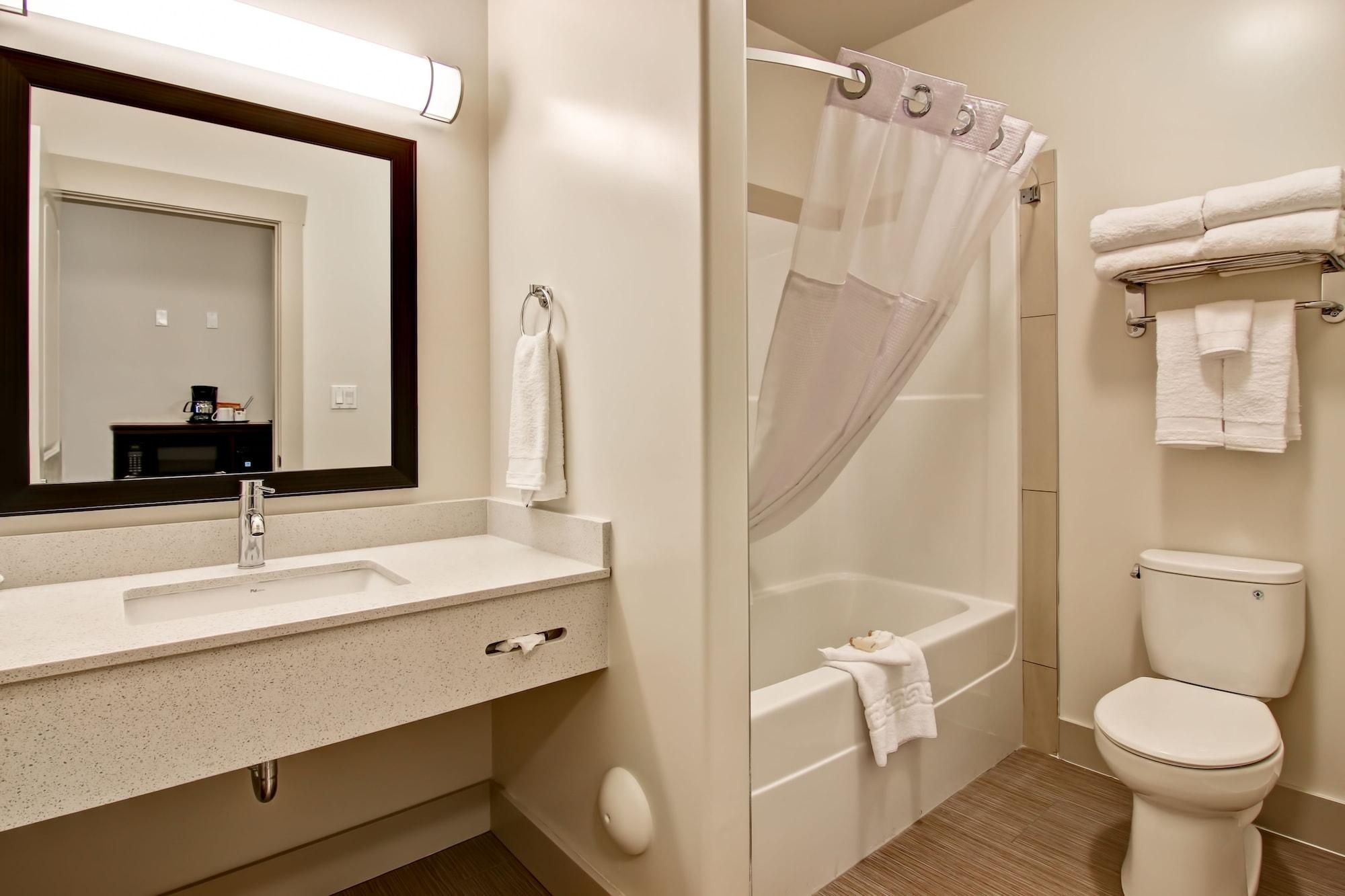 Chateau Nova Yellowknife Zewnętrze zdjęcie
